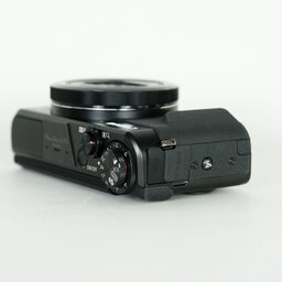 Canon PowerShot G7X Mark II