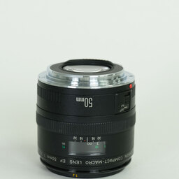 Canon EF50mm F2.5 コンパクトマクロ