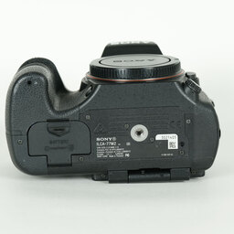 SONY α77IIボディ ILCA-77M2 SONY α77IIボディ ILCA-77M2