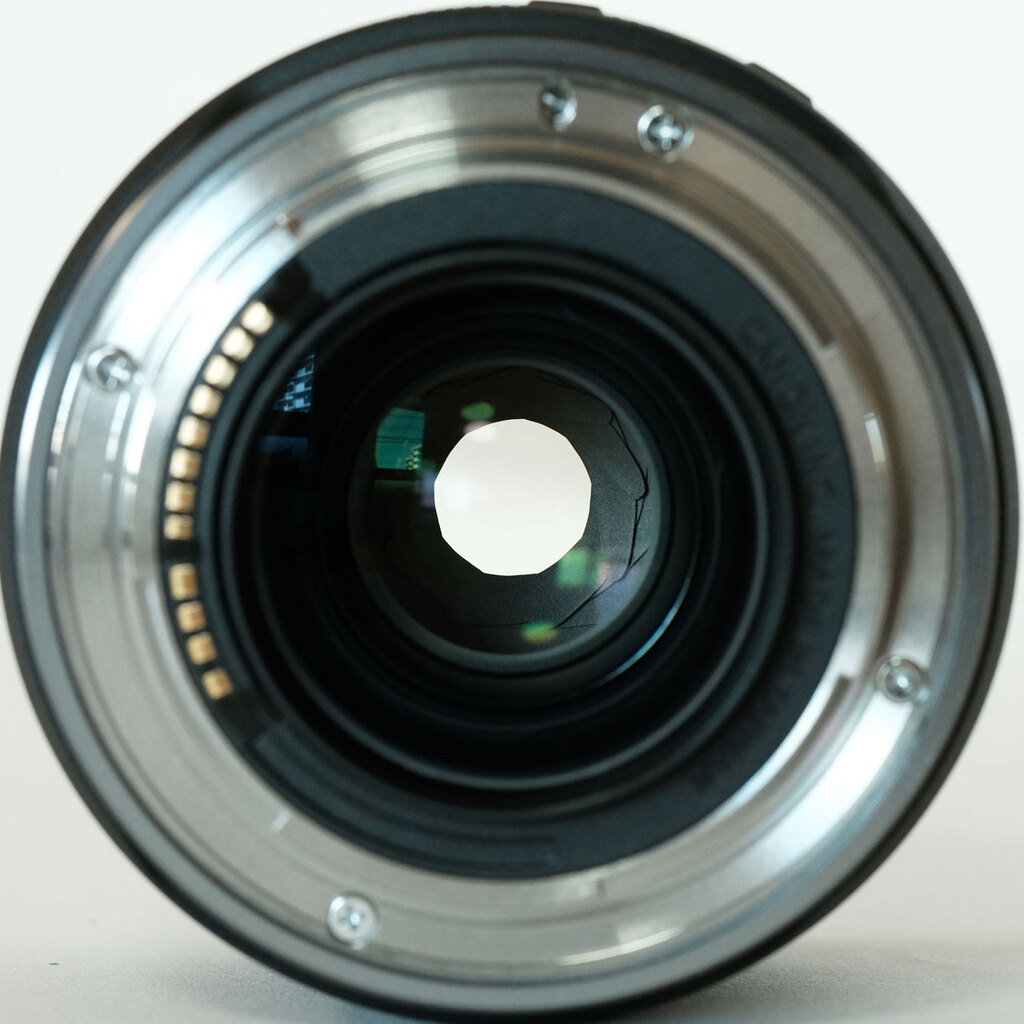 Canon RF35mm F1.8 MACRO IS STM