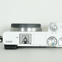 SONY α6000（ILCE-6000）