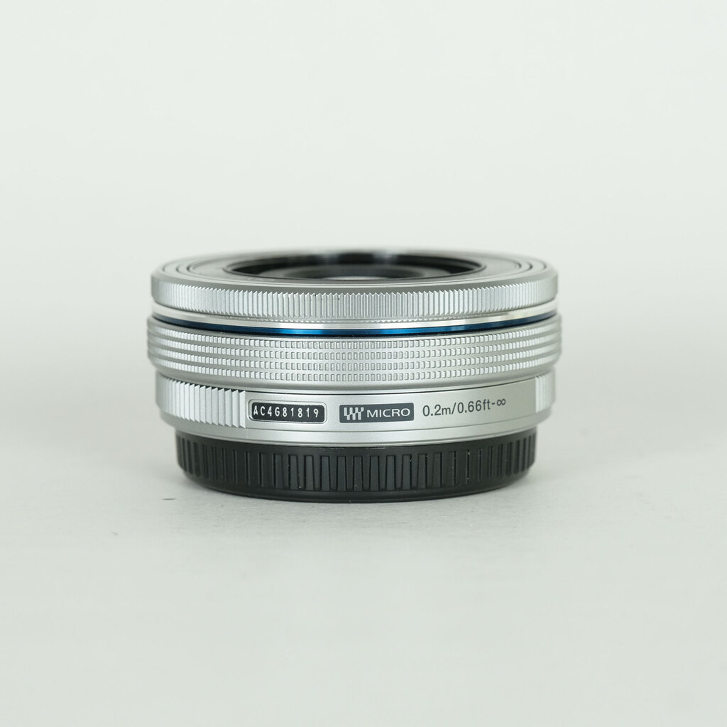 OLYMPUS M.ZUIKO DIGITAL ED 14-42mm F3.5-5.6 EZ シルバー