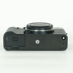 FUJIFILM X-E5