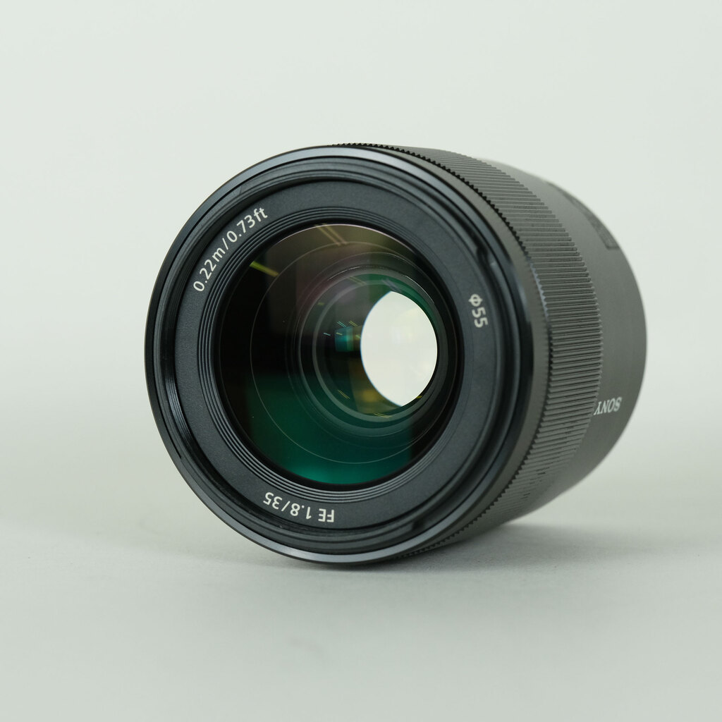 SONY FE 35mm F1.8 SEL35F18F