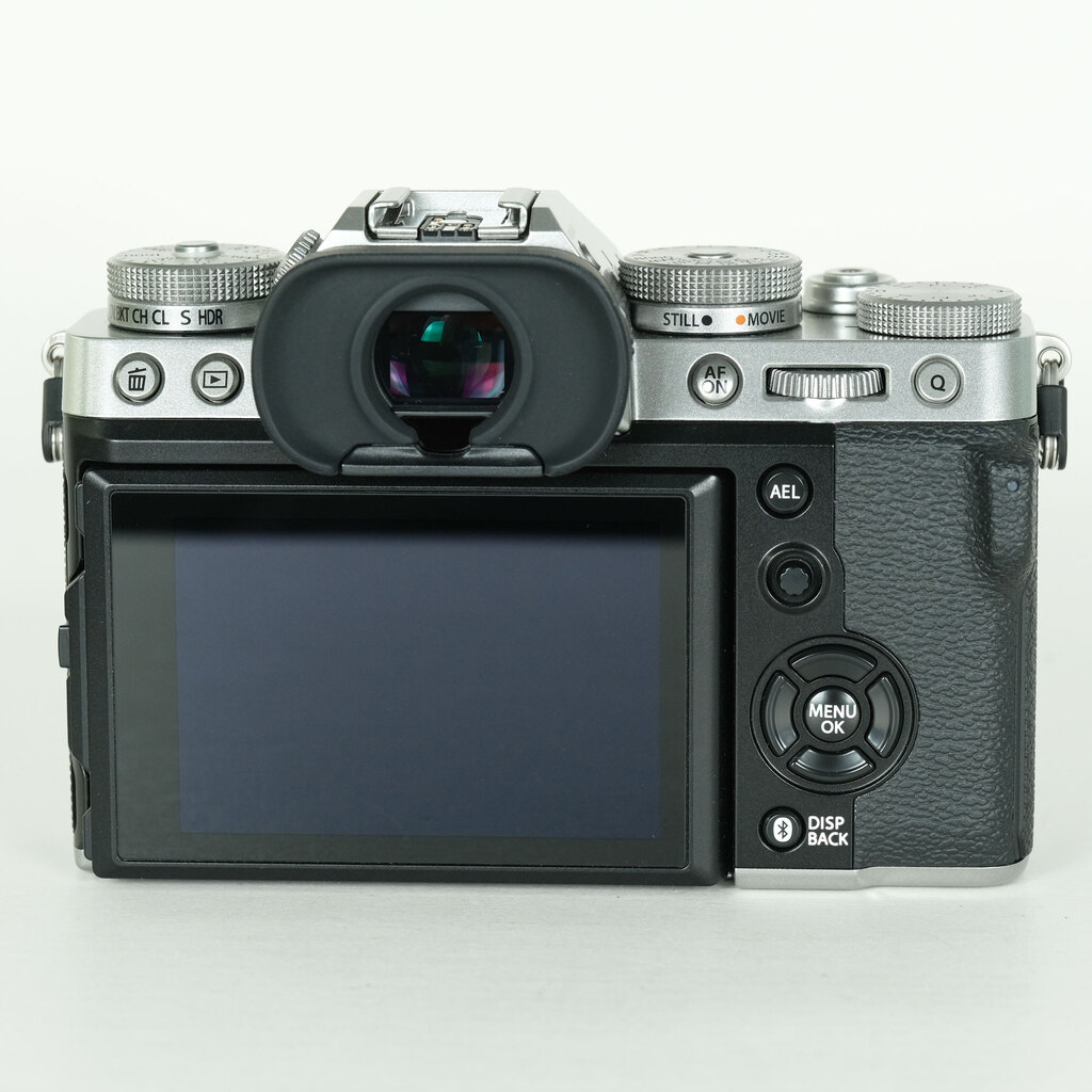 FUJIFILM X-T5 [�{�f�B �V���o�[]