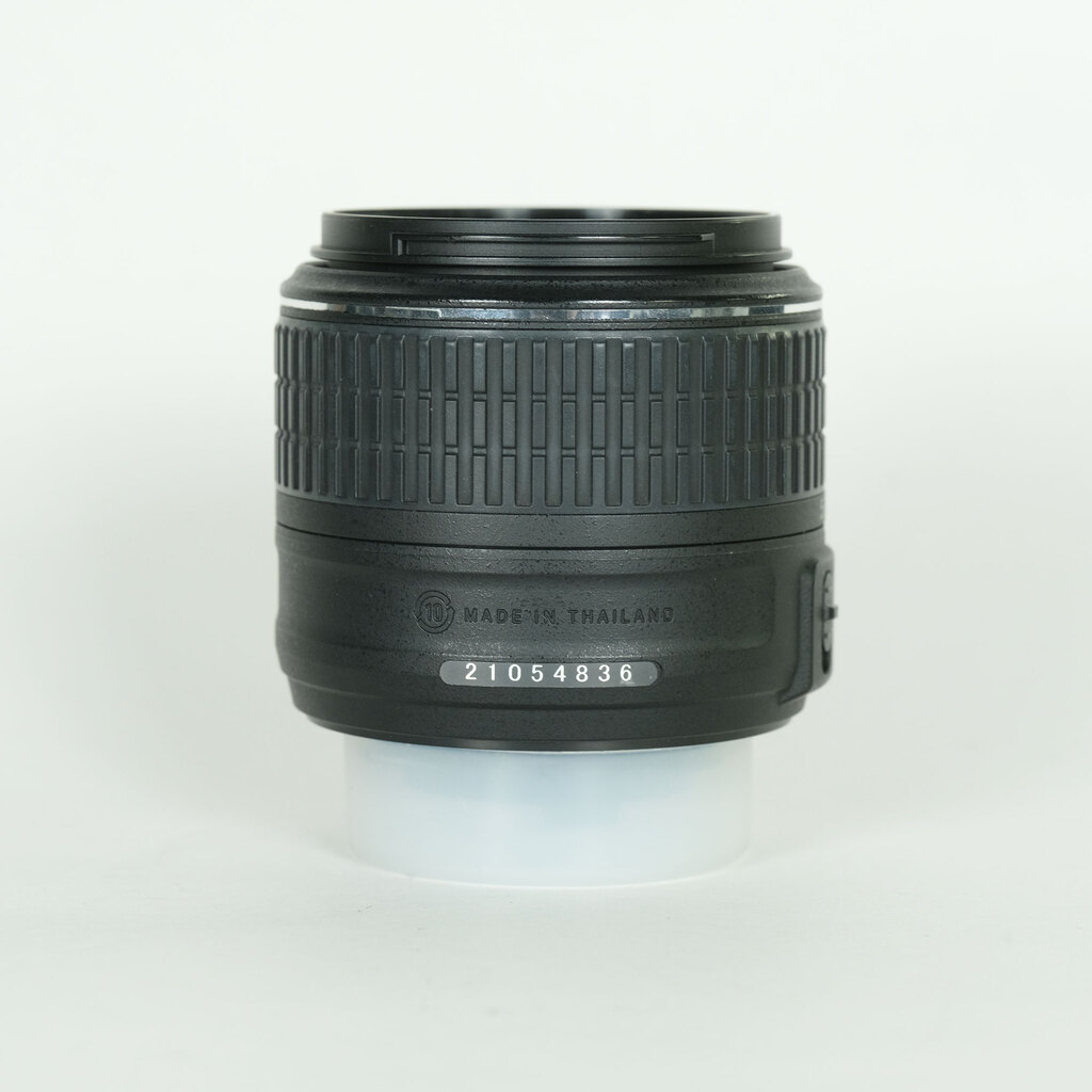 Nikon AF-S DX NIKKOR 18-55mm f3.5-5.6G VR II