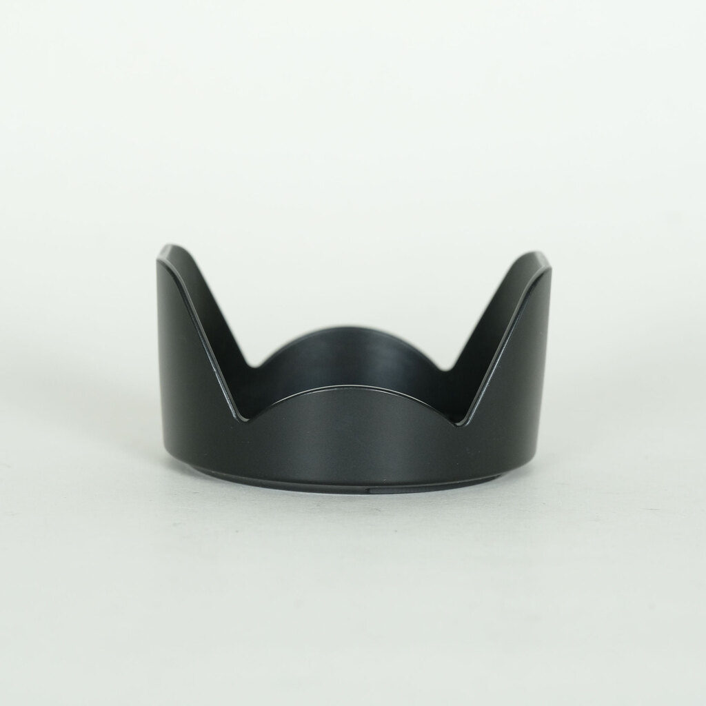 Nikon AF-P DX NIKKOR 18-55mm F3.5-5.6G VR Nikon AF-P DX NIKKOR 18-55mm F3.5-5.6G VR