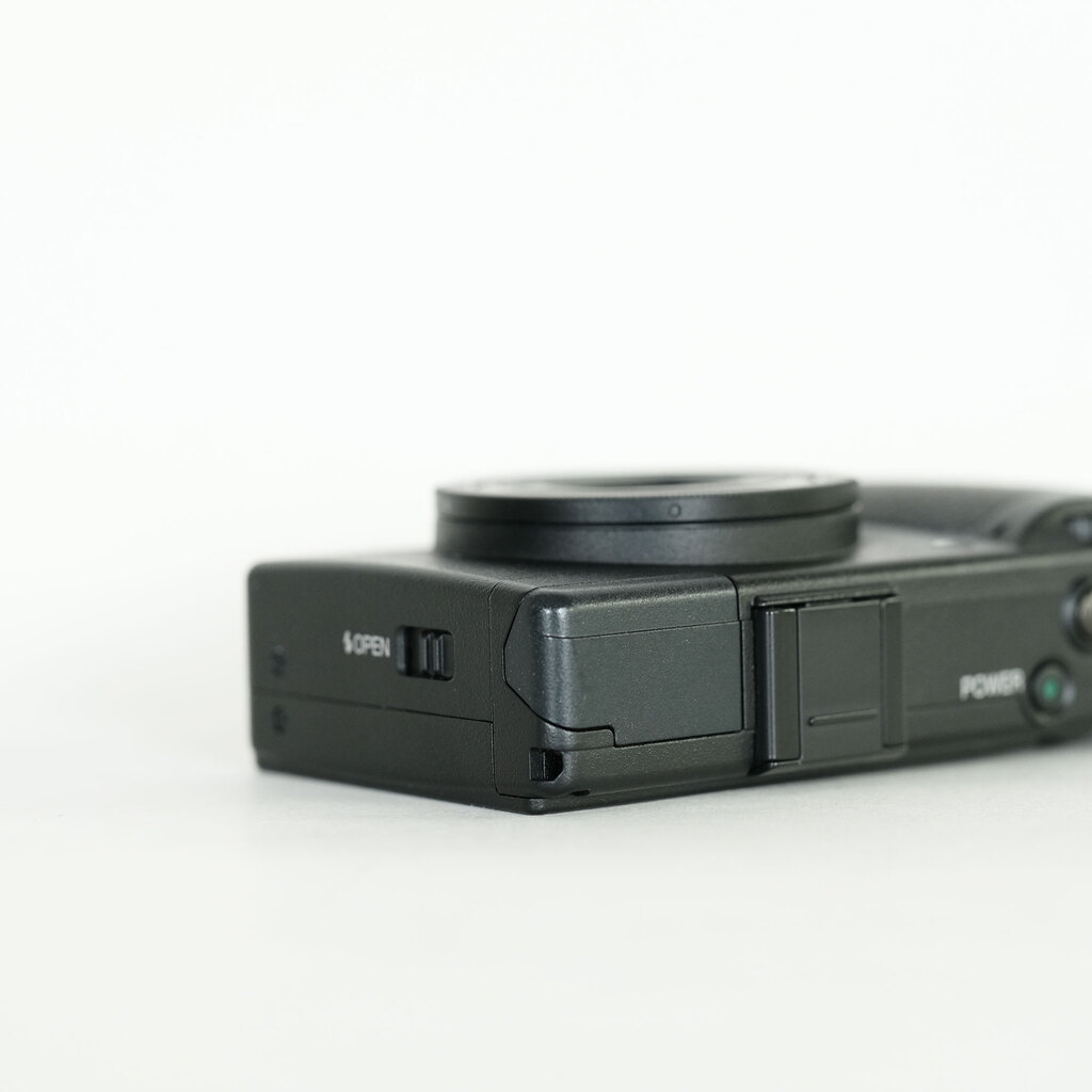 RICOH GR DIGITAL III