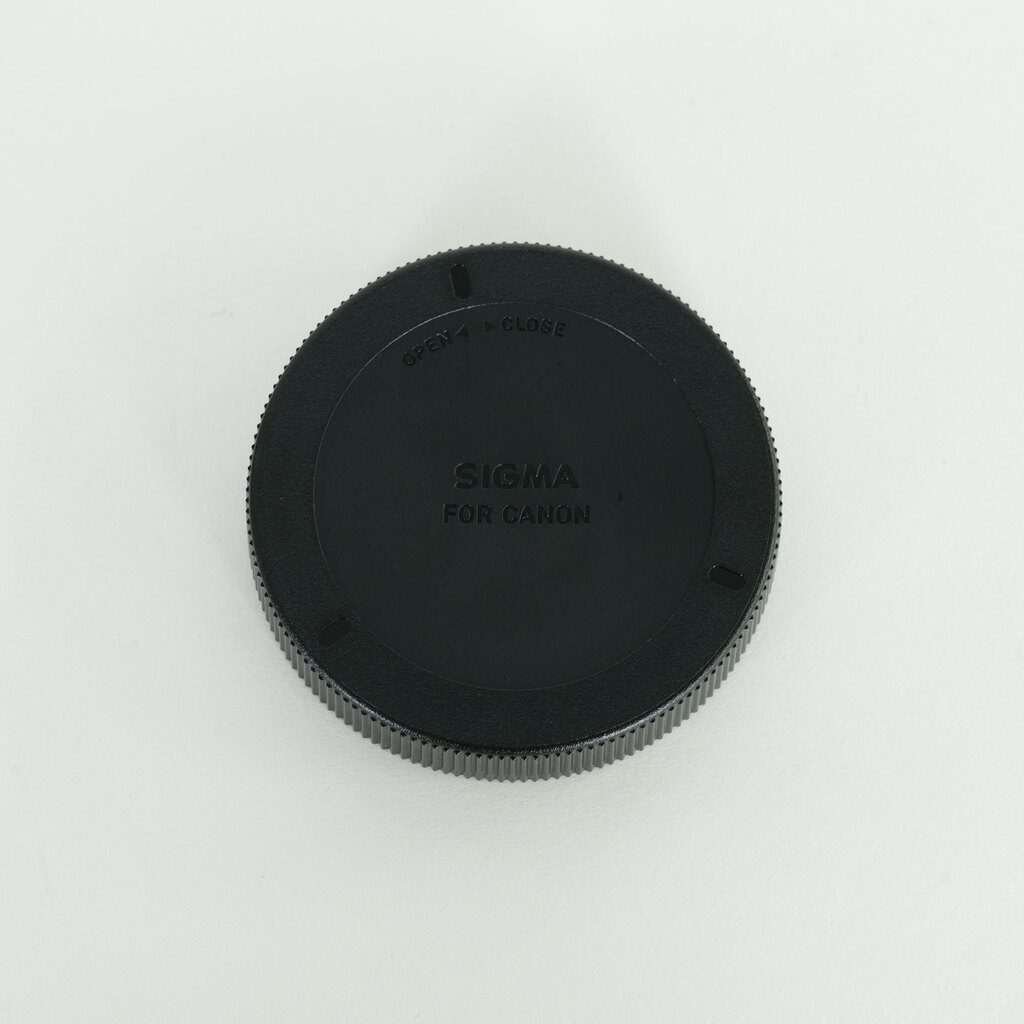 SIGMA 70mm F2.8 DG MACRO | Art [キヤノン用]