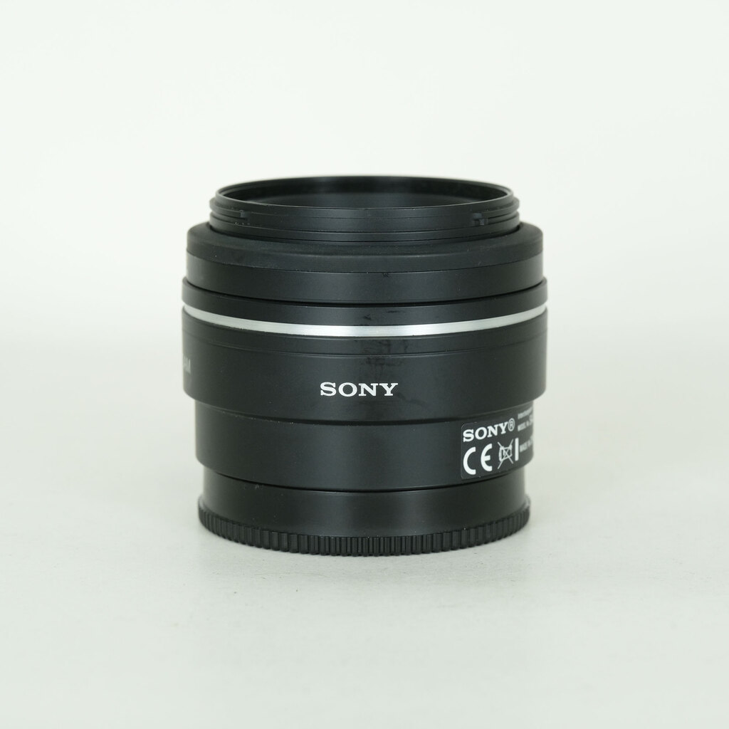 SONY DT 35mm F1.8 SAM SAL35F18