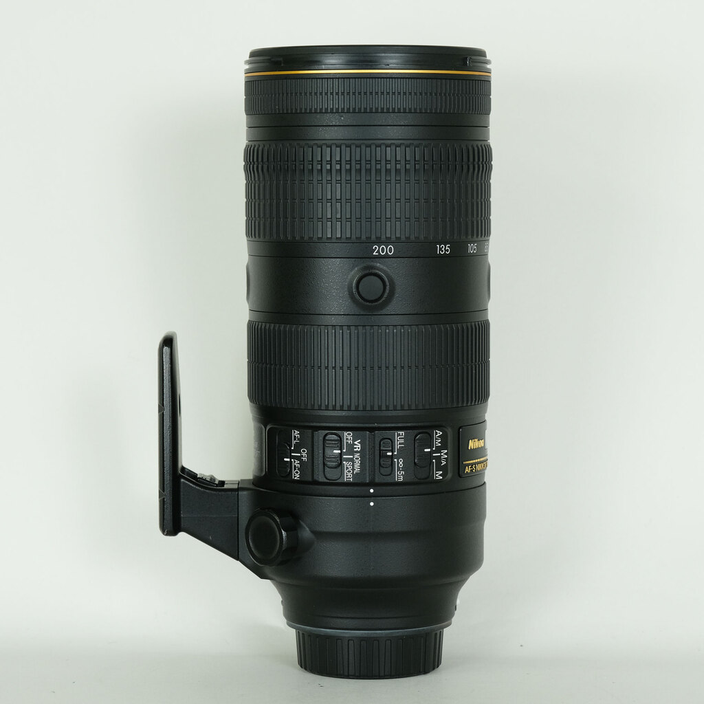 Nikon AF-S NIKKOR 70-200mm f/2.8E FL ED VR Nikon AF-S NIKKOR 70-200mm f/2.8E FL ED VR
