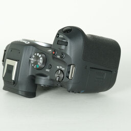 Canon EOS R7