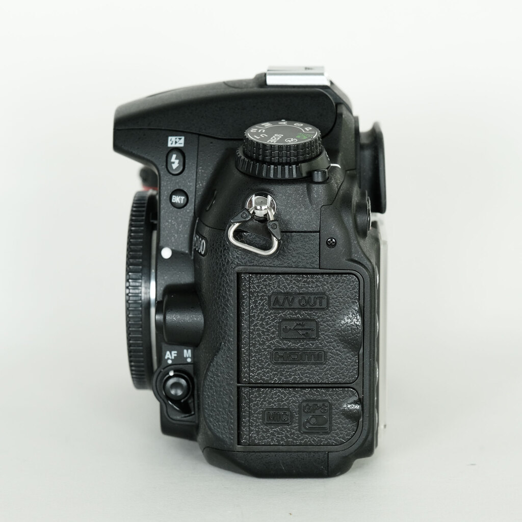 Nikon D7000の出品 | ONE SCENE（ワンシーン）