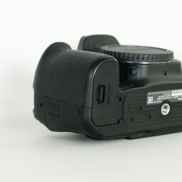 Canon EOS 90D