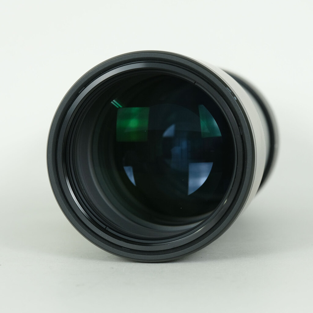 OLYMPUS M.ZUIKO DIGITAL ED 300mm F4.0 IS PRO OLYMPUS M.ZUIKO DIGITAL ED 300mm F4.0 IS PRO