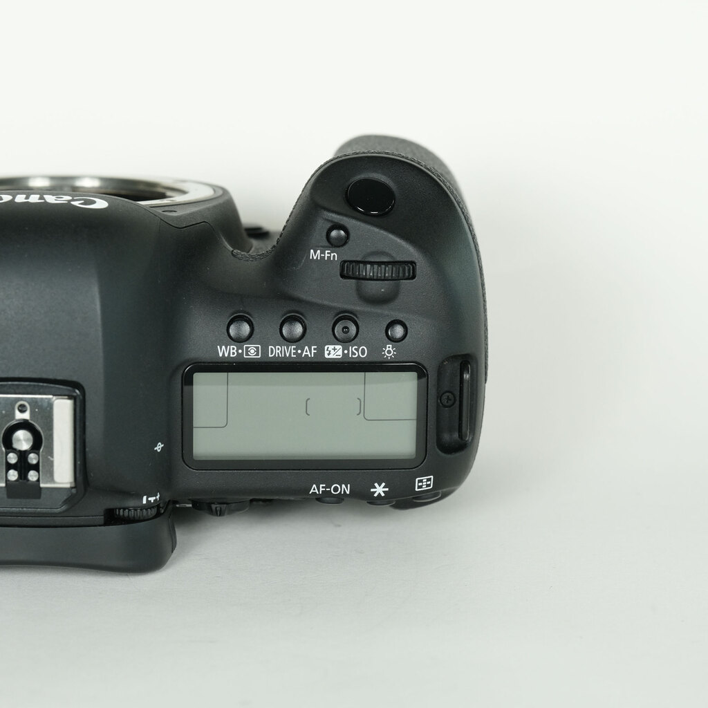 Canon EOS 5D Mark IV Canon EOS 5D Mark IV
