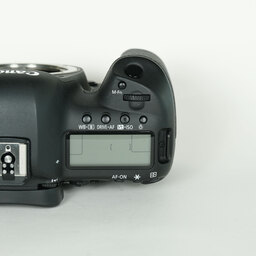 Canon EOS 5D Mark IV Canon EOS 5D Mark IV