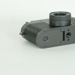 FUJIFILM X half X-HF1