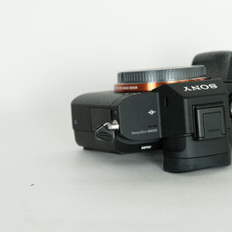 SONY α7 II（ILCE-7M2）