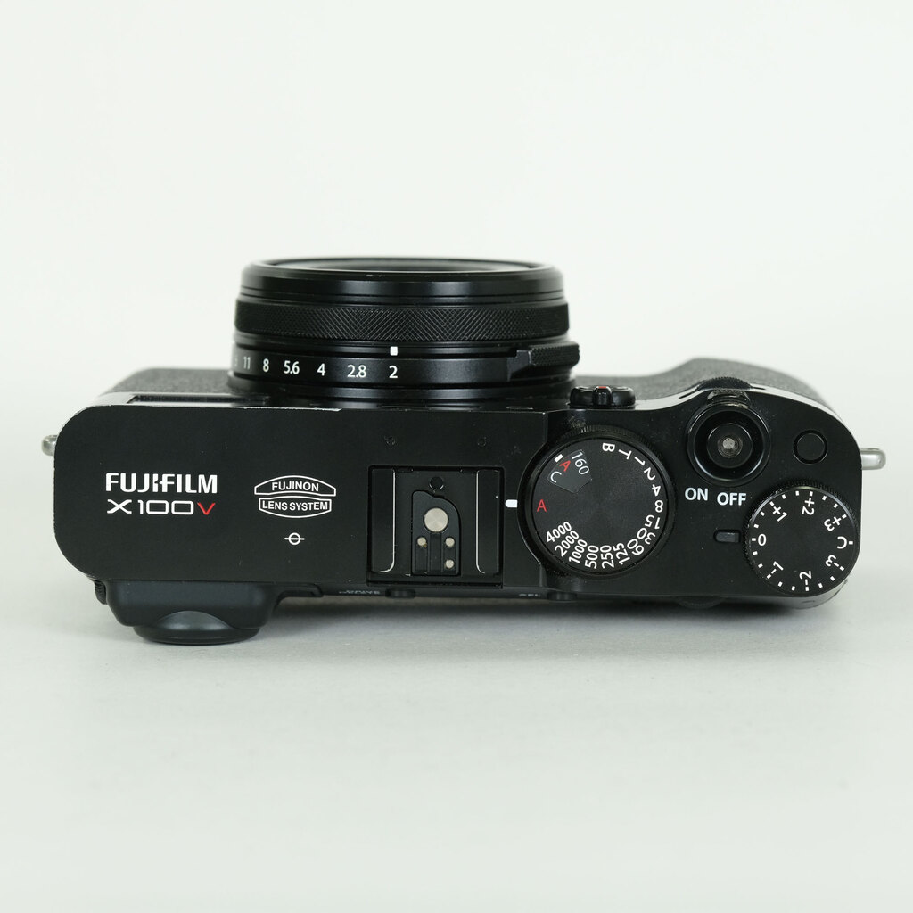 FUJIFILM X100V ブラック
