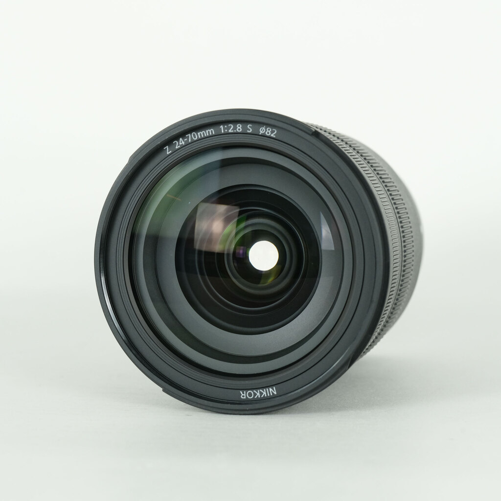 Nikon NIKKOR Z 24-70mm f/2.8 Sの出品 | ONE SCENE（ワンシーン）
