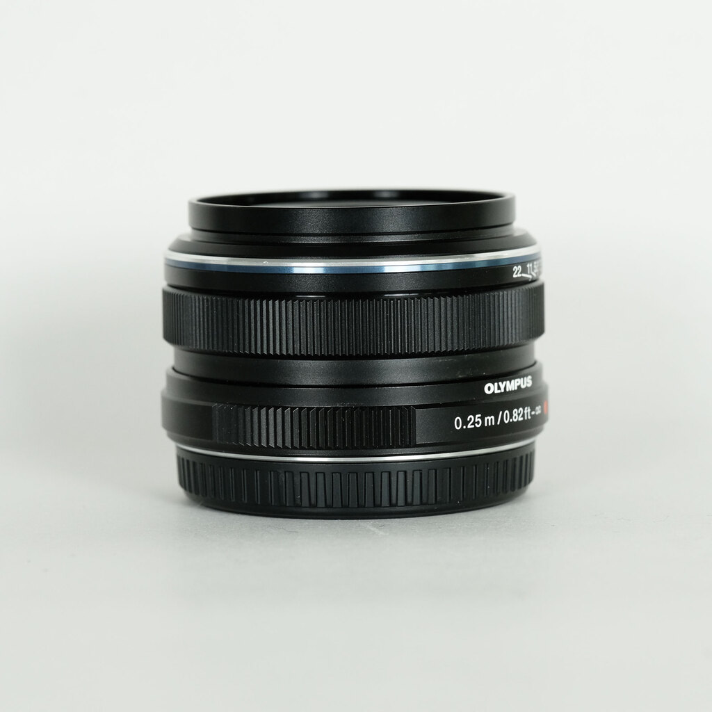 OLYMPUS M.ZUIKO DIGITAL 17mm F1.8