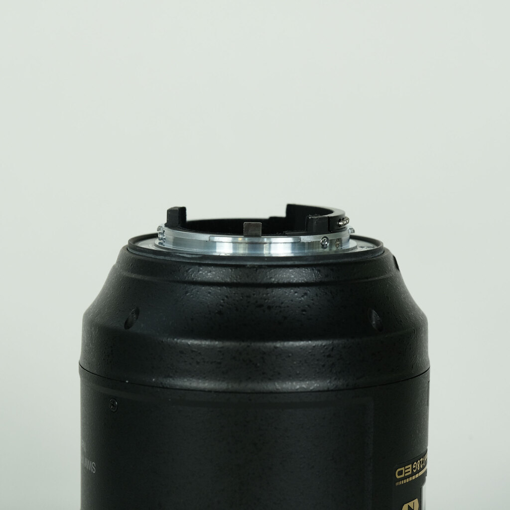Nikon AF-S VR Micro-Nikkor 105mm f/2.8G IF-ED