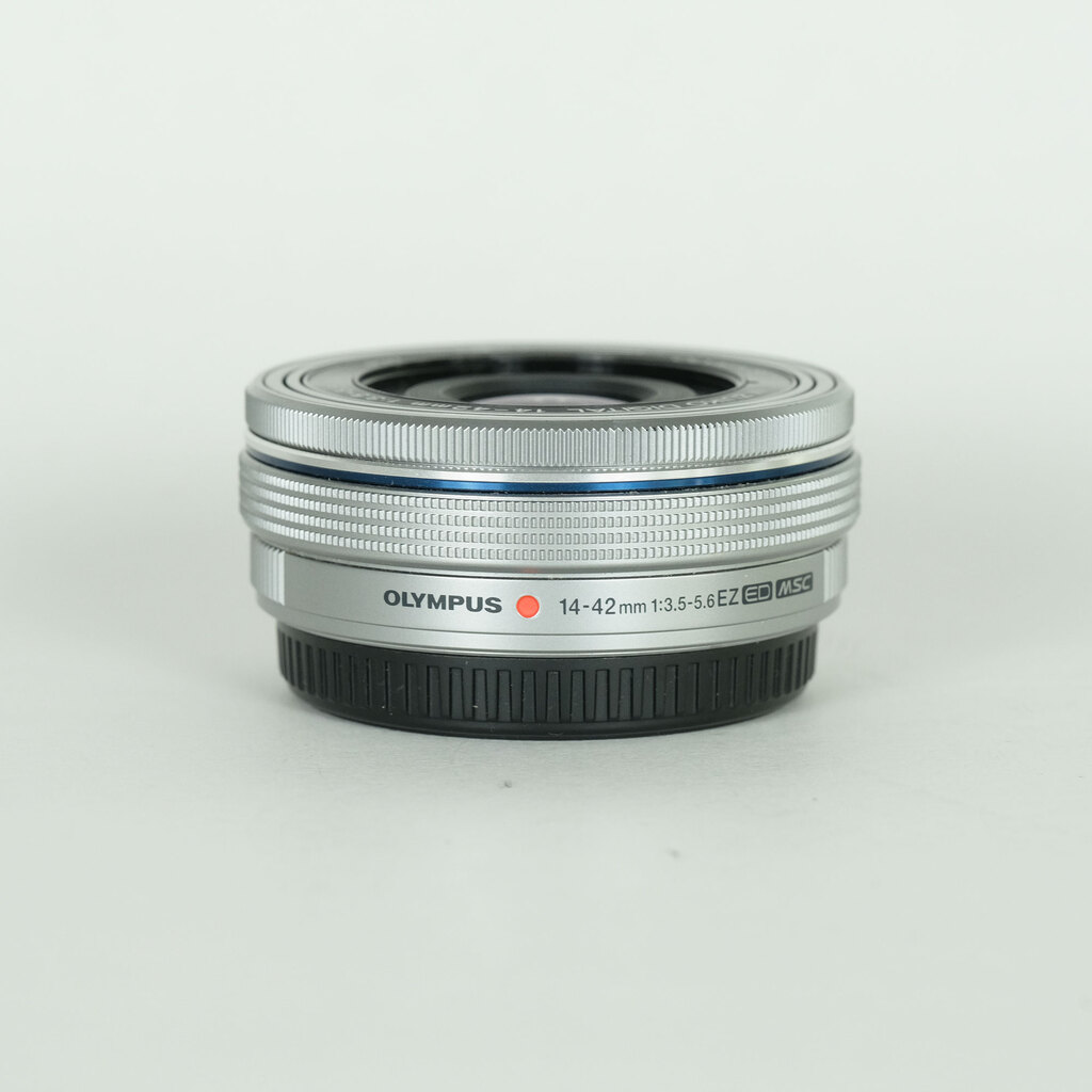 M.ZUIKO DIGITAL ED 14-42mm F3.5-5.6 EZ [シルバー] 中古価格比較