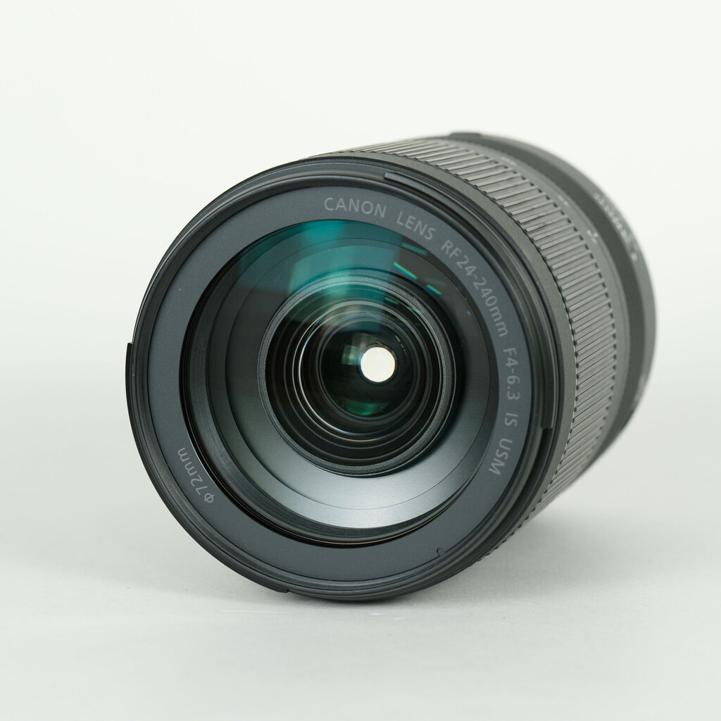 Canon RF24-240mm F4-6.3 IS USM Canon RF24-240mm F4-6.3 IS USM