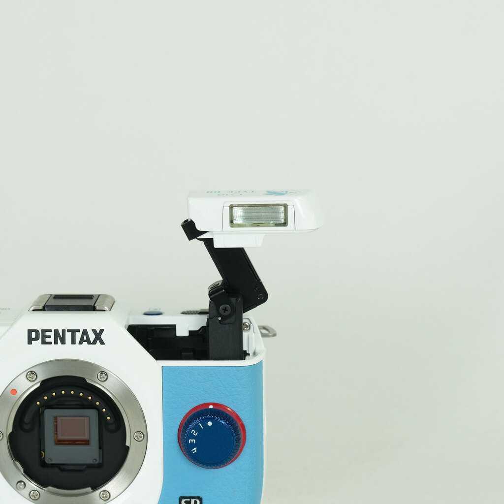 PENTAX Q10 ズームレンズキット TYPE00:レイ