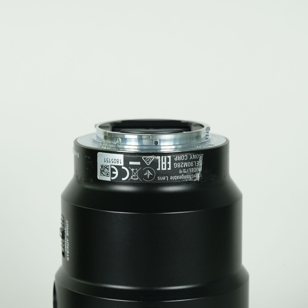 SONY FE 90mm F2.8 Macro G OSS SEL90M28G SONY FE 90mm F2.8 Macro G OSS SEL90M28G