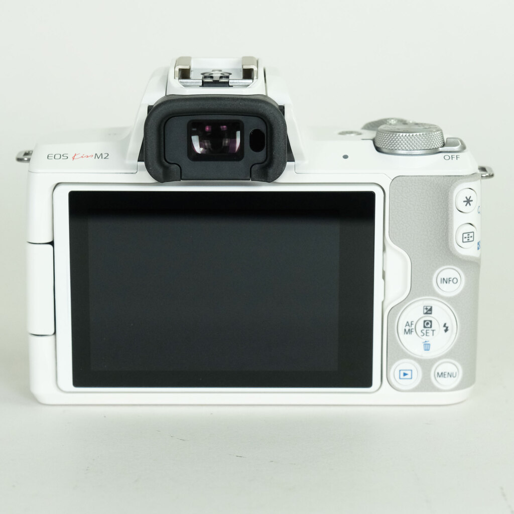 Canon EOS Kiss M2