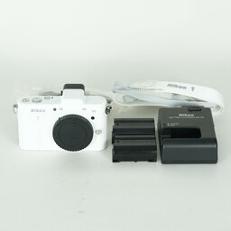 Nikon Nikon1 V1 ボディ ホワイト Nikon Nikon1 V1 ボディ ホワイト