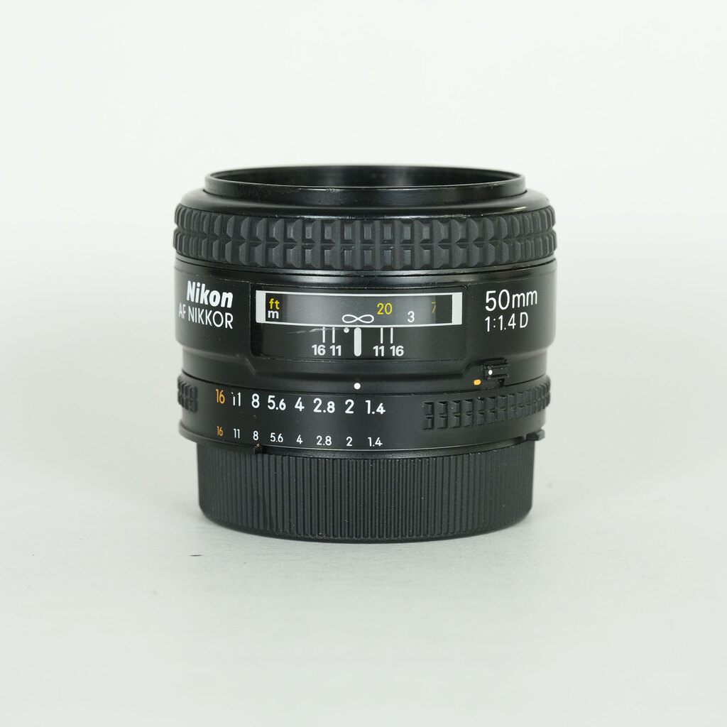 AI AF Nikkor 50mm f/1.4D 中古価格比較 - 価格.com