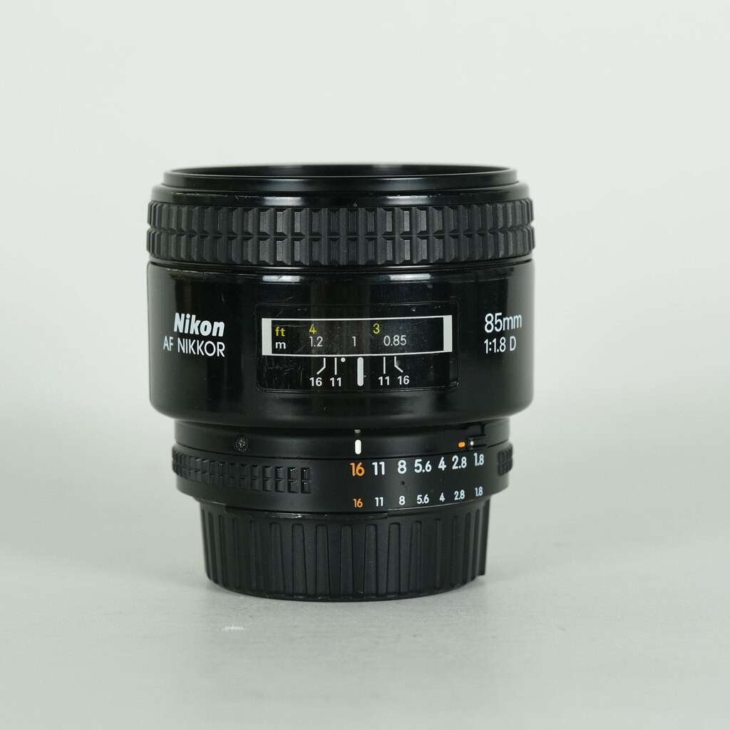 AI AF Nikkor 85mm f/1.8D 中古価格比較 - 価格.com