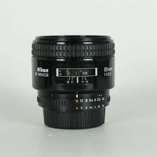 Nikon Ai AF Nikkor 85mm f/1.8D Nikon Ai AF Nikkor 85mm f/1.8D
