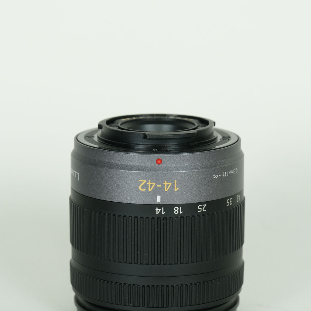 Panasonic LUMIX G 14-42mm F3.5-5.6 ASPH. MEGA O.I.S. H-FS014042 Panasonic LUMIX G 14-42mm F3.5-5.6 ASPH. MEGA O.I.S. H-FS014042