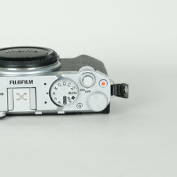 FUJIFILM X-M5 FUJIFILM X-M5