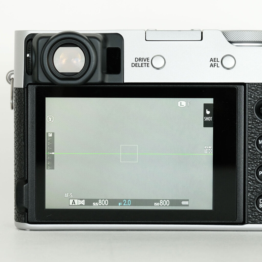 FUJIFILM X100V シルバー