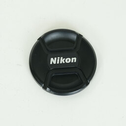Nikon AF-S NIKKOR 28-300mm f/3.5-5.6G ED VR Nikon AF-S NIKKOR 28-300mm f/3.5-5.6G ED VR