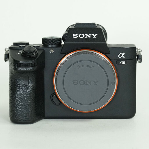 SONY α7 III(ILCE-7M3) SONY α7 III(ILCE-7M3)