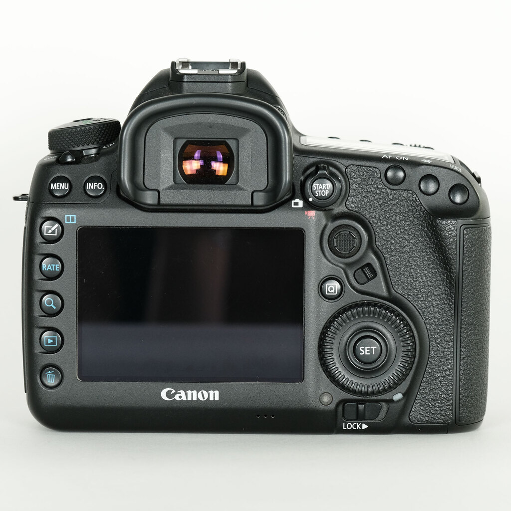 Canon EOS 5D Mark IV
