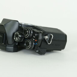 OLYMPUS OM-D E-M10 Mark II OLYMPUS OM-D E-M10 Mark II