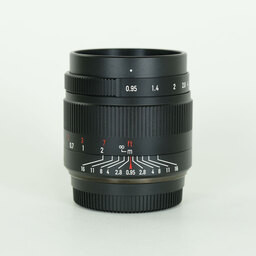 七工匠 7Artisans 35mm F0.95 (フジフイルムX用) ブラック