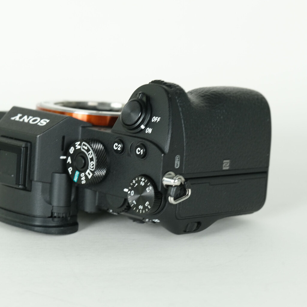 SONY α7R III(ILCE-7RM3) SONY α7R III(ILCE-7RM3)
