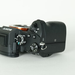 SONY α7R III(ILCE-7RM3) SONY α7R III(ILCE-7RM3)