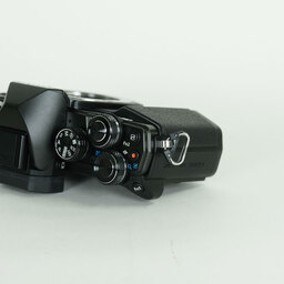 OLYMPUS OM-D E-M10 Mark II