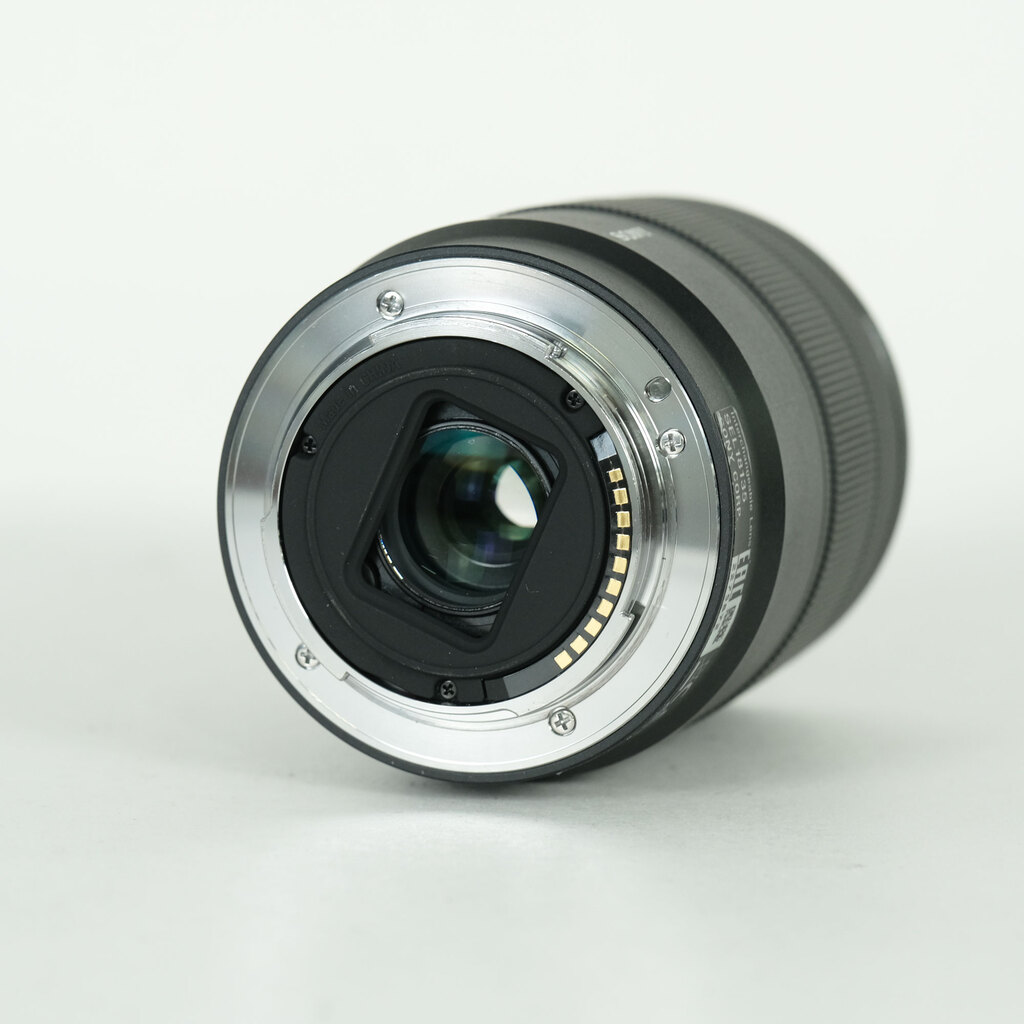 SONY E 18-135mm F3.5-5.6 OSS SEL18135の出品 | ONE SCENE（ワンシーン）