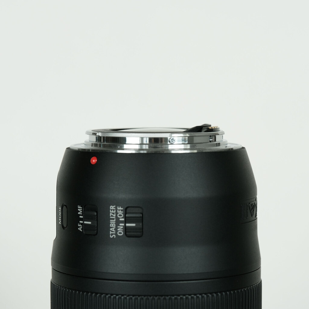 Canon EF70-300mm F4-5.6 IS II USM Canon EF70-300mm F4-5.6 IS II USM