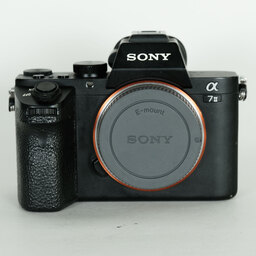 SONY α7 II（ILCE-7M2）